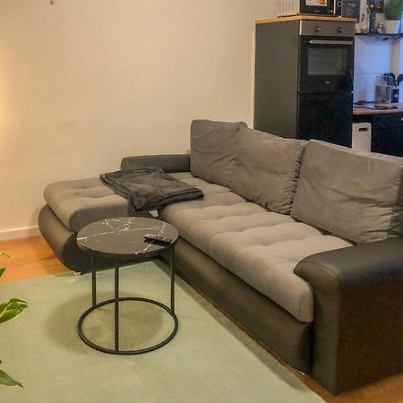 Ferienwohnung Gruene Oase Mit Balkon I Eg Duisburg Exterior foto